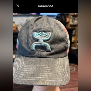 Woman’s Cap 🧢 Get YOUR HOOEY